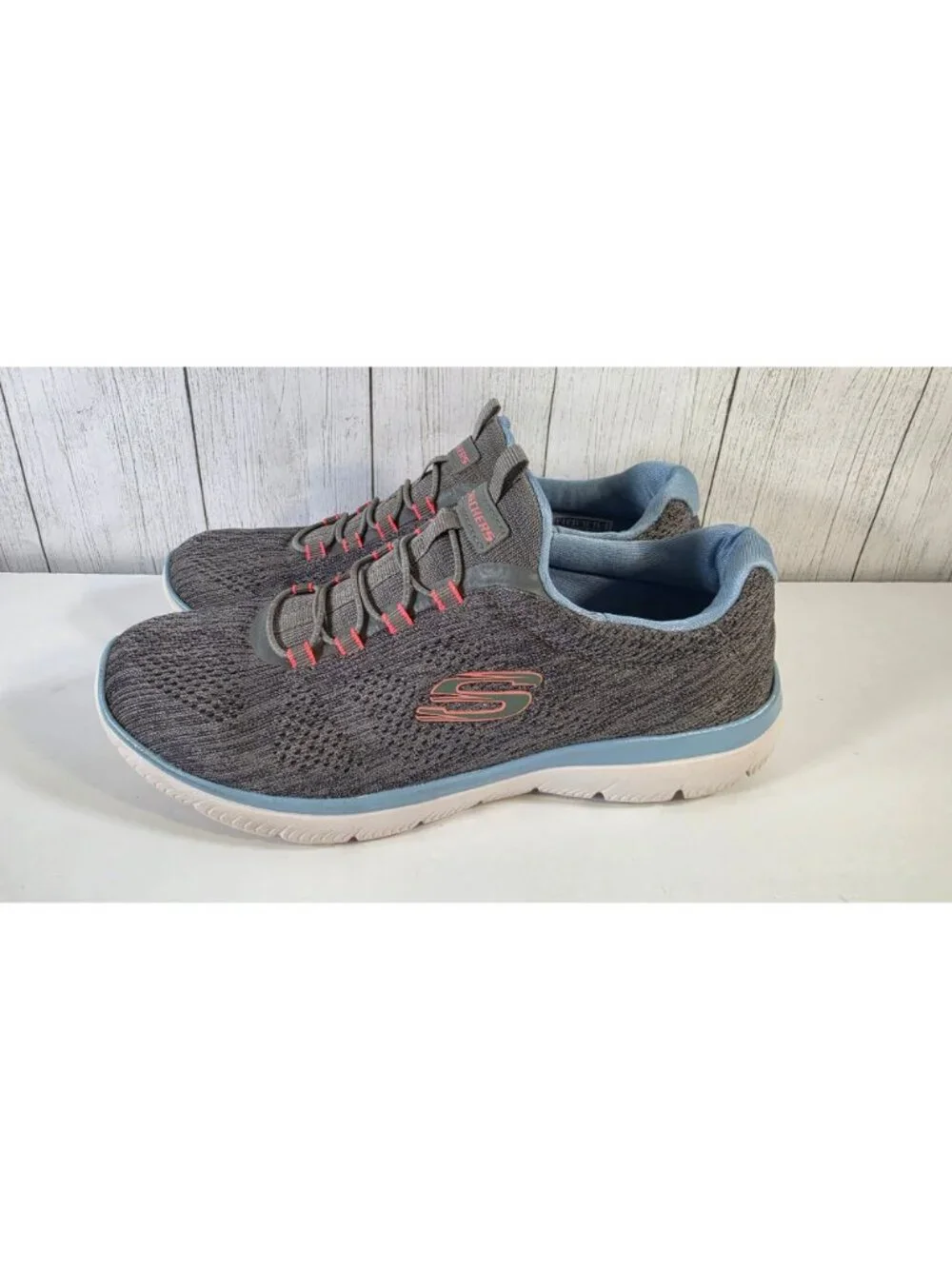 SKECHERS SUMMITS FUN FLAIR GRAY SLIP ON SNEAKERS WOMEN ATHLETIC RUNNING SHOES 9